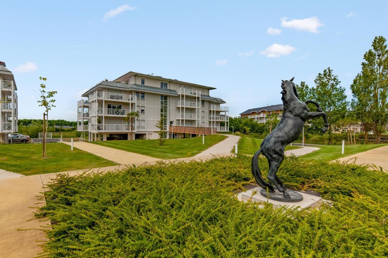 Appartement Conquistar - Welkeys Cabourg Bagian luar foto